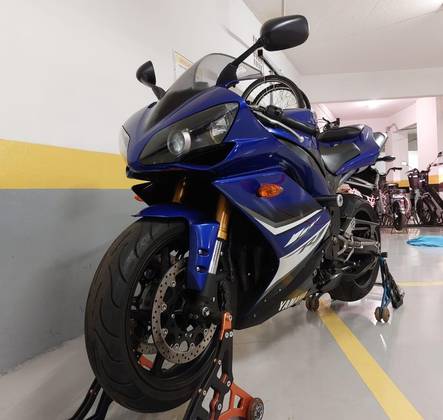 YAMAHA YZF R1 